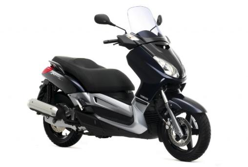 スクーターでも125ccもありゃだいぶ速い!