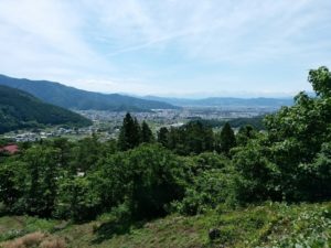 これぐらいの景色は馬に食わせるほどあるのだ