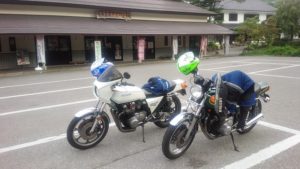 ちょっとした休憩時はこんな感じだ