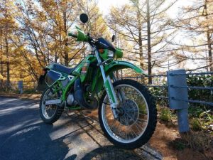 うちのKDX125SRはいじくり倒したのでこんな感じ