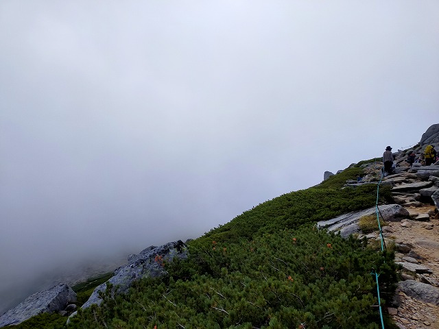 木曽駒ケ岳山頂付近。
