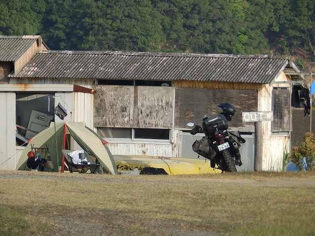 キャンプ泊のライダー。