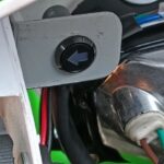 KDX125SR2号機の左ウインカインジケーター。