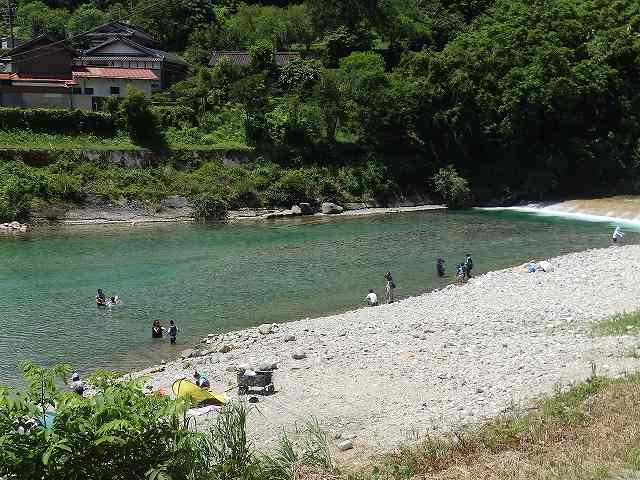 阿寺渓谷入り口。
