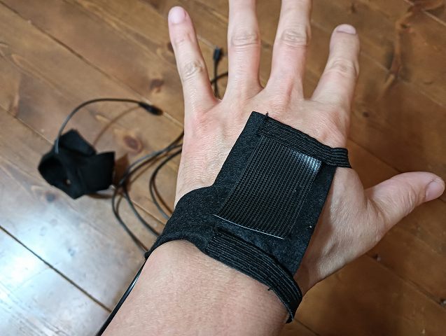 USB電源のハンドウォーマー。