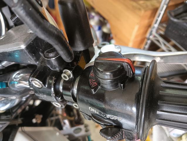 当倶楽部のZ1-Rのキルスイッチ。