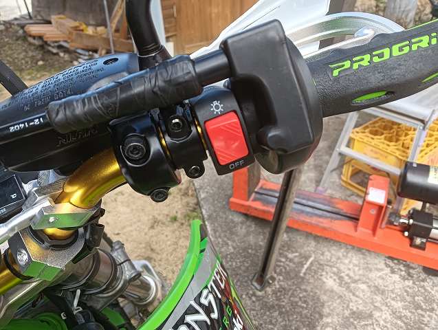 KDX125SR2号機のキルスイッチ。非純正。