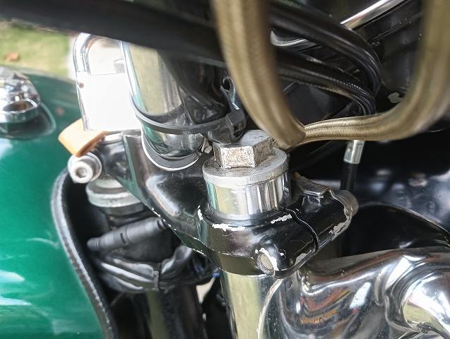 Z750D1にZ1-Rのフォークを仮付け。